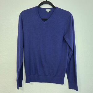Uniqlo Mens V Neck Sweater Navy Blue Pure Wool Extra Small XS